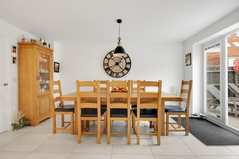 4 bedroom detached house for sale, Wokingham RG40
