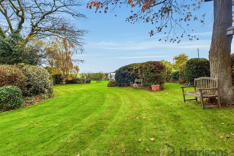 4 bedroom detached house for sale, Cliff Gardens, Minster On Sea, , Kent, ME12 3QY