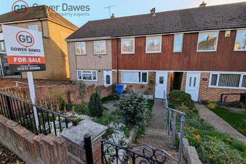 3 bedroom terraced house for sale, River View, Chadwell St.Mary