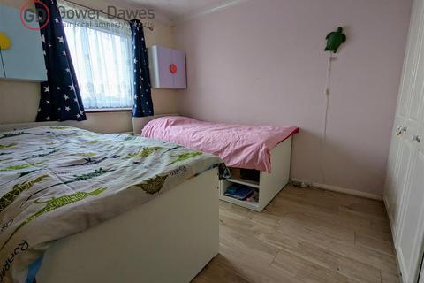 123 River View, Chadwell St Mary, Grays, RM16 4BA