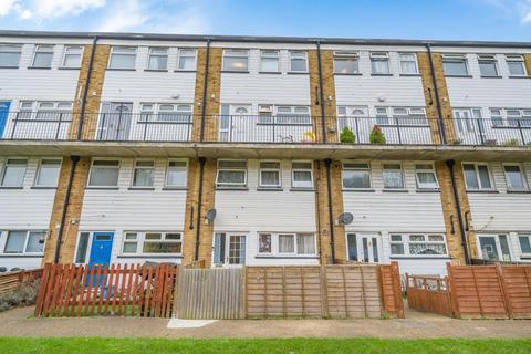 3 bedroom maisonette for sale, Sunbury-on-Thames,  Surrey,  TW16