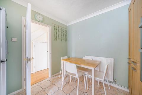 5, Killigrew House Percy Bryant Road, Sunbury-on-thames, TW16 7BT