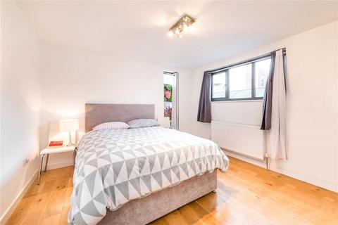 2 bedroom maisonette to rent, Chalk Farm Road, Chalk Farm, London