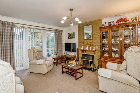 3 bedroom detached bungalow for sale, Cralves Mead, Tenbury Wells WR15