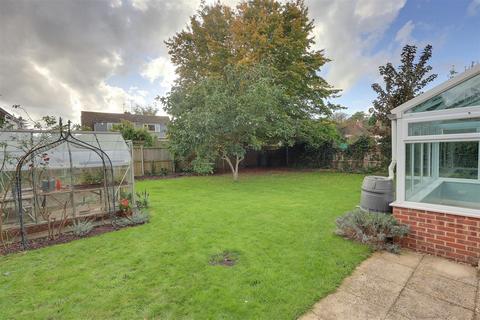 4 bedroom detached house for sale, Ladywell Close, Gloucester