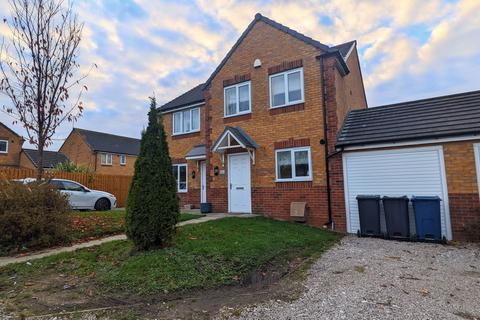 3 bedroom semi-detached house for sale, Findon Way, Skelmersdale WN8