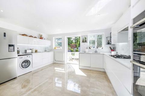 4 bedroom semi-detached house for sale, Holders Hill Road, London NW7