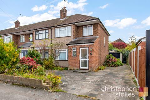 3 bedroom end of terrace house for sale, Penton Drive, Cheshunt, Waltham Cross, Hertfordshire, EN8 9RS