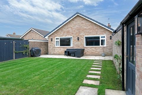 3 bedroom detached bungalow for sale, Boxgrove Gardens, Aldwick, Bognor Regis, West Sussex PO21