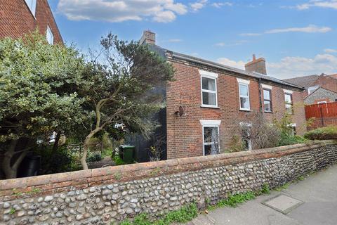 3 bedroom semi-detached house for sale, West Cliff, Sheringham