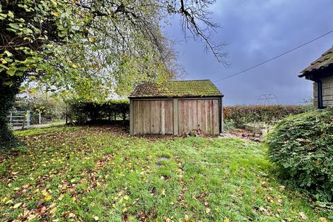 4 bedroom bungalow to rent, Cann, Shaftesbury, Dorset