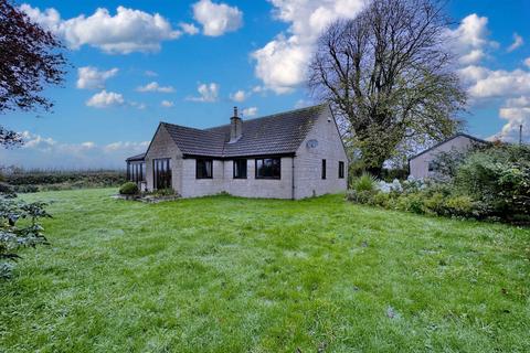 4 bedroom bungalow to rent, Cann, Shaftesbury, Dorset