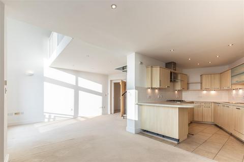 3 bedroom flat to rent, The Cape, Marine Drive, Rottingdean
