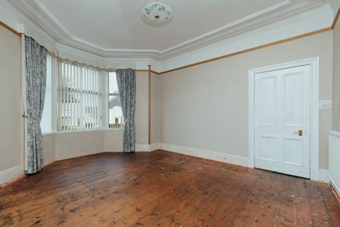 3 bedroom terraced house for sale, Dirleton Gardens, Alloa. FK10 1NL