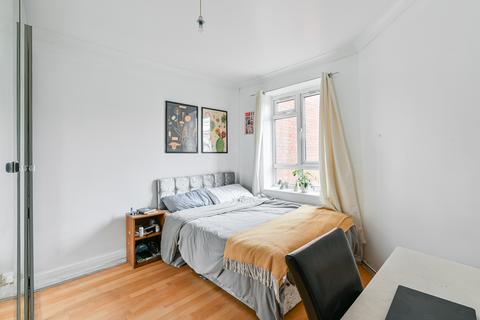 undefined, Whites Square, Clapham
