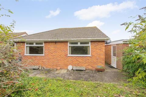 3 bedroom detached bungalow for sale, Queens Avenue, Broadstairs