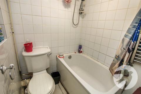 19 Vandyke Cross, London, SE9 6DE