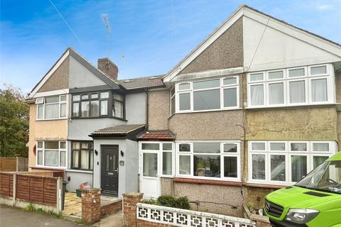 2 bedroom terraced house to rent, Saxon Avenue, Feltham, TW13