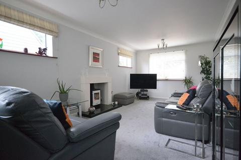 3 bedroom detached house for sale, Shirleys Gardens, Felpham, Bognor Regis