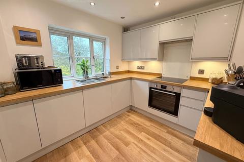 28 Aldershaws, Shirley, Solihull, B90 1SQ