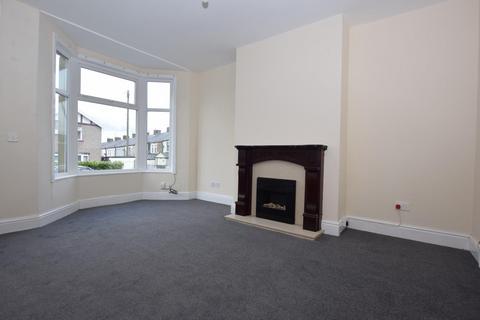 2 bedroom terraced house to rent, Avondale Road, Nelson