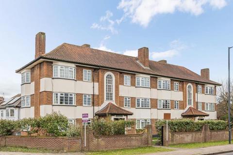 2 bedroom apartment to rent, Kenton Lane, Harrow, HA3