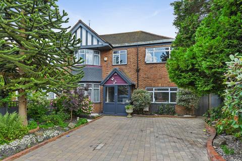 5 bedroom end of terrace house for sale, Friary Road, Acton, London W3 6AF