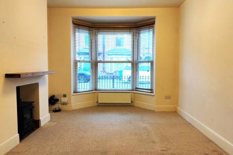 2 bedroom terraced house for sale, Raglan Street, Hull