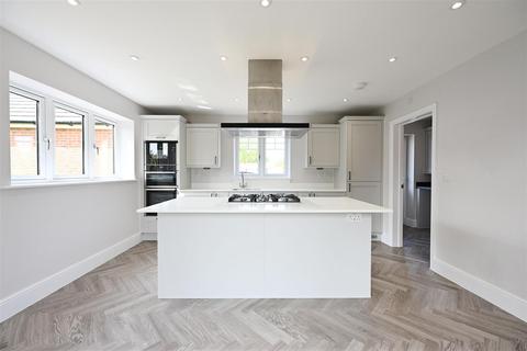 4 bedroom house for sale, Plot 9, The Denford, Deerhurst Gardens, Welford on Avon