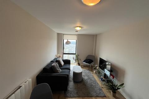 2 bedroom apartment to rent, Jesse Hartley Way, Liverpool