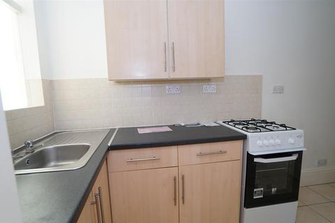 2 bedroom terraced house to rent, Stone Street, Allerton, Bradford