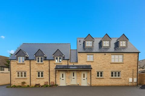 2 bedroom duplex for sale, Crumpler Court, Witney, OX28