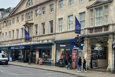 Retail property (high street) to rent, 16 High Street, Oxford, OX1 4AG