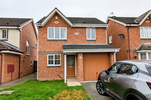 3 bedroom detached house to rent, Orchid Crest, Upton, Pontefract, West Yorkshire, UK, WF9