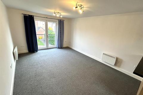 2 bedroom flat for sale, Barley Leaze, Chippenham