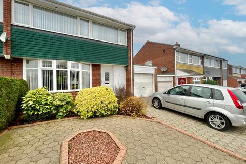 3 bedroom semi-detached house for sale, Hollinside Close, Whickham, NE16