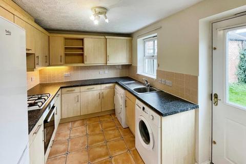 3 bedroom detached house to rent, St. Peters Way, Stratford-upon-Avon