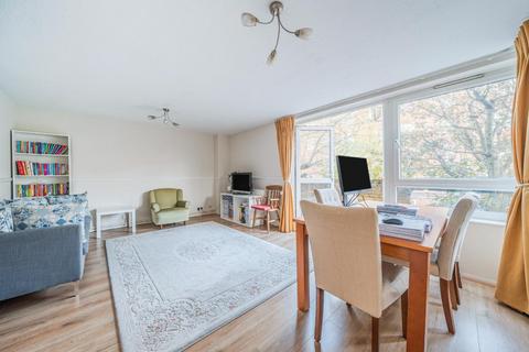 3 bedroom flat for sale, Malta Street, Clerkenwell