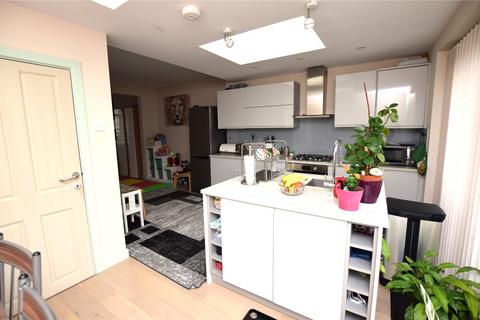 2 bedroom semi-detached house for sale, Bushway, Dagenham, RM8