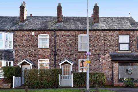 2 bedroom terraced house to rent, Knutsford Road, Wilmslow