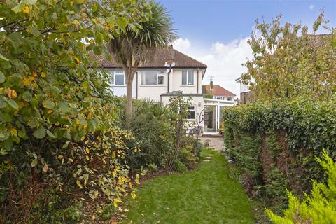 117 Ardingly Drive, Goring By Sea, Worthing, BN12 4TW