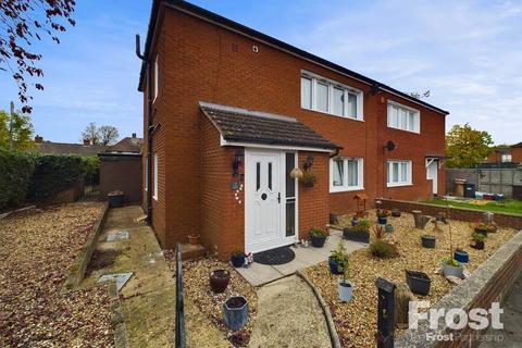 3 bedroom semi-detached house for sale, Fawns Manor Road, Feltham, TW14