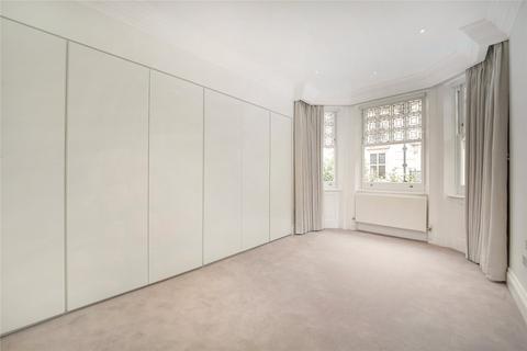 Studio to rent, Lower Sloane Street, London, SW1W