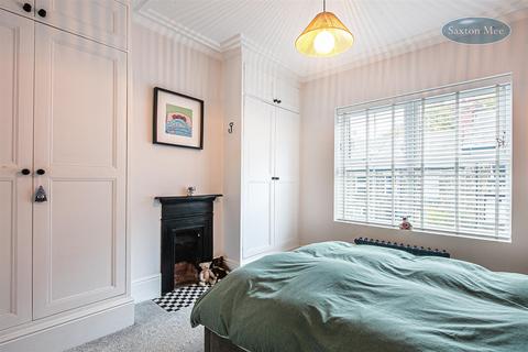 10 Bertram Road, Oughtibridge, Sheffield, S35 0FF