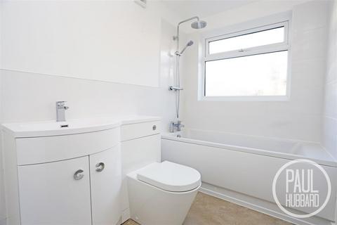 2 bedroom terraced house for sale, St. Peters Street, Lowestoft, NR32