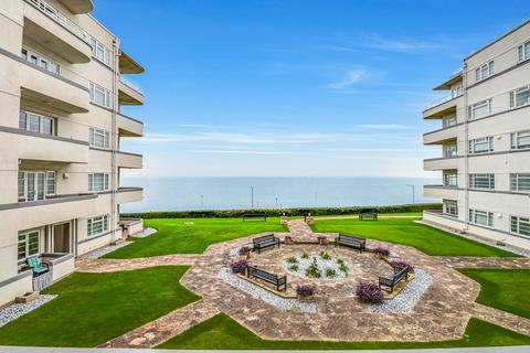 3 bedroom apartment for sale, Seaforth Road, Westcliff-on-Sea SS0