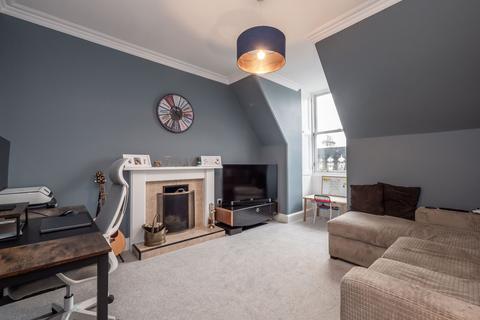 2 bedroom flat for sale, 28/3 Coates Gardens, West End, Edinburgh, EH12