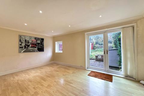 3 bedroom terraced house for sale, Ellisgill Court, Milton Keynes MK13