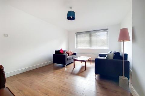 4 bedroom semi-detached house to rent, Smythe Street, Poplar, London, E14