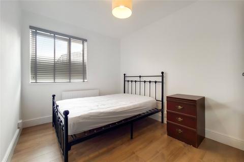 4 bedroom semi-detached house to rent, Smythe Street, Poplar, London, E14